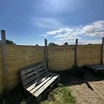 Big Tent With Real Beds And Ocean View Lyxtält *
