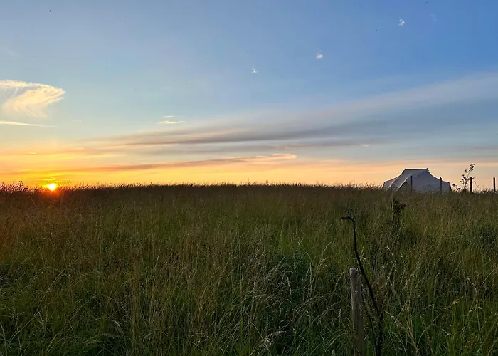 Big Tent With Real Beds And Ocean View 斯泰厄